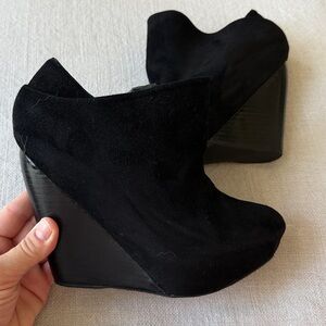 REVOLVE Pura Lopez Black Suede Wedge shoe ties Boots. Great comfortable Sexy ❤️